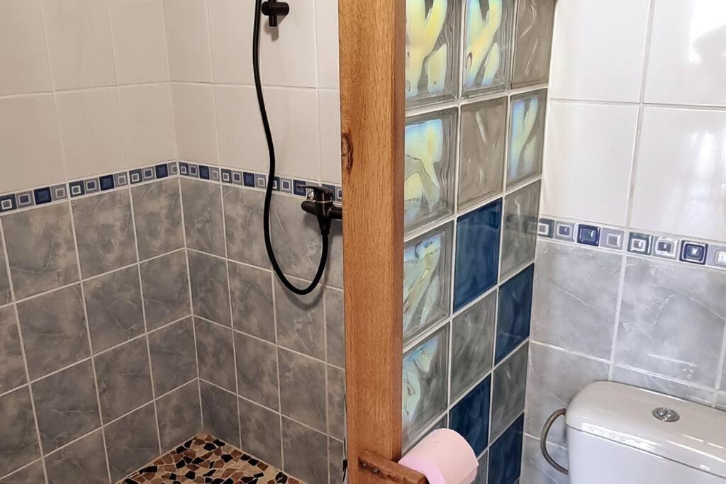 סיינט דניס Bungalow Des Pensees Piscine Chauffee 28° מראה חיצוני תמונה